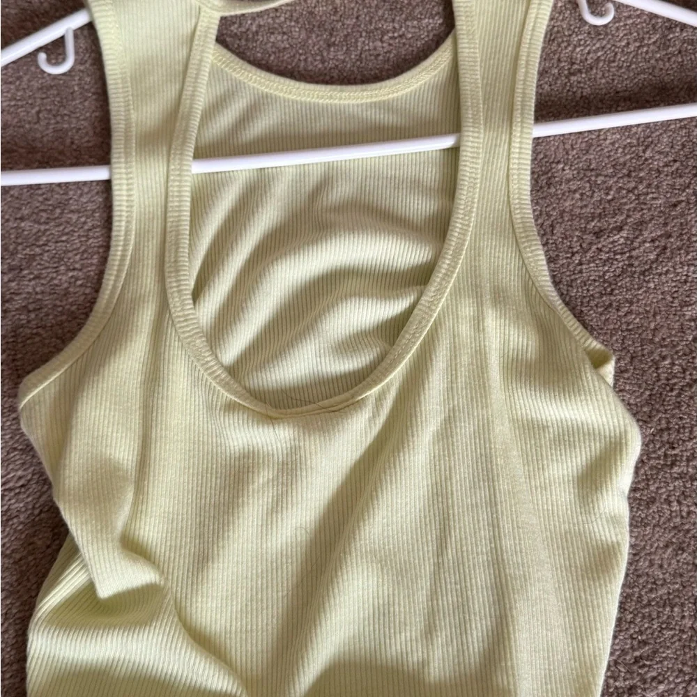 Lemon Yellow Ribbed Tank Top - Picture 3 of 3